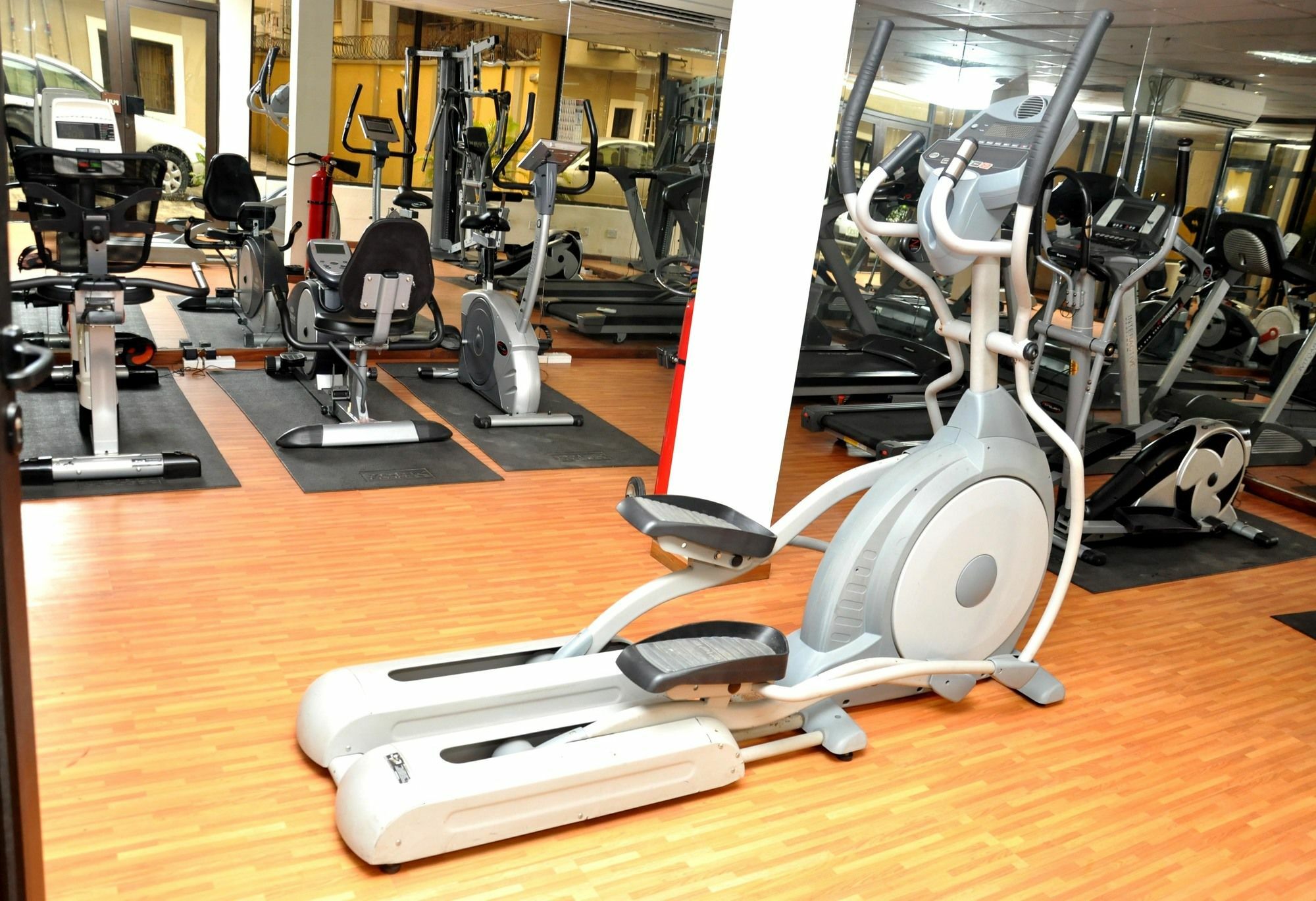 The Habitat Suites International Lagos Luaran gambar